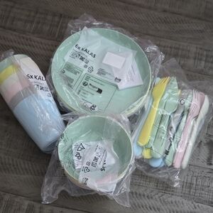 IKEA KALAS Pastel Dinnerware Set